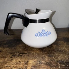 Vintage Corning Ware Blue Cornflower 6 Cup Coffee Tea Pot Kettle with Lid