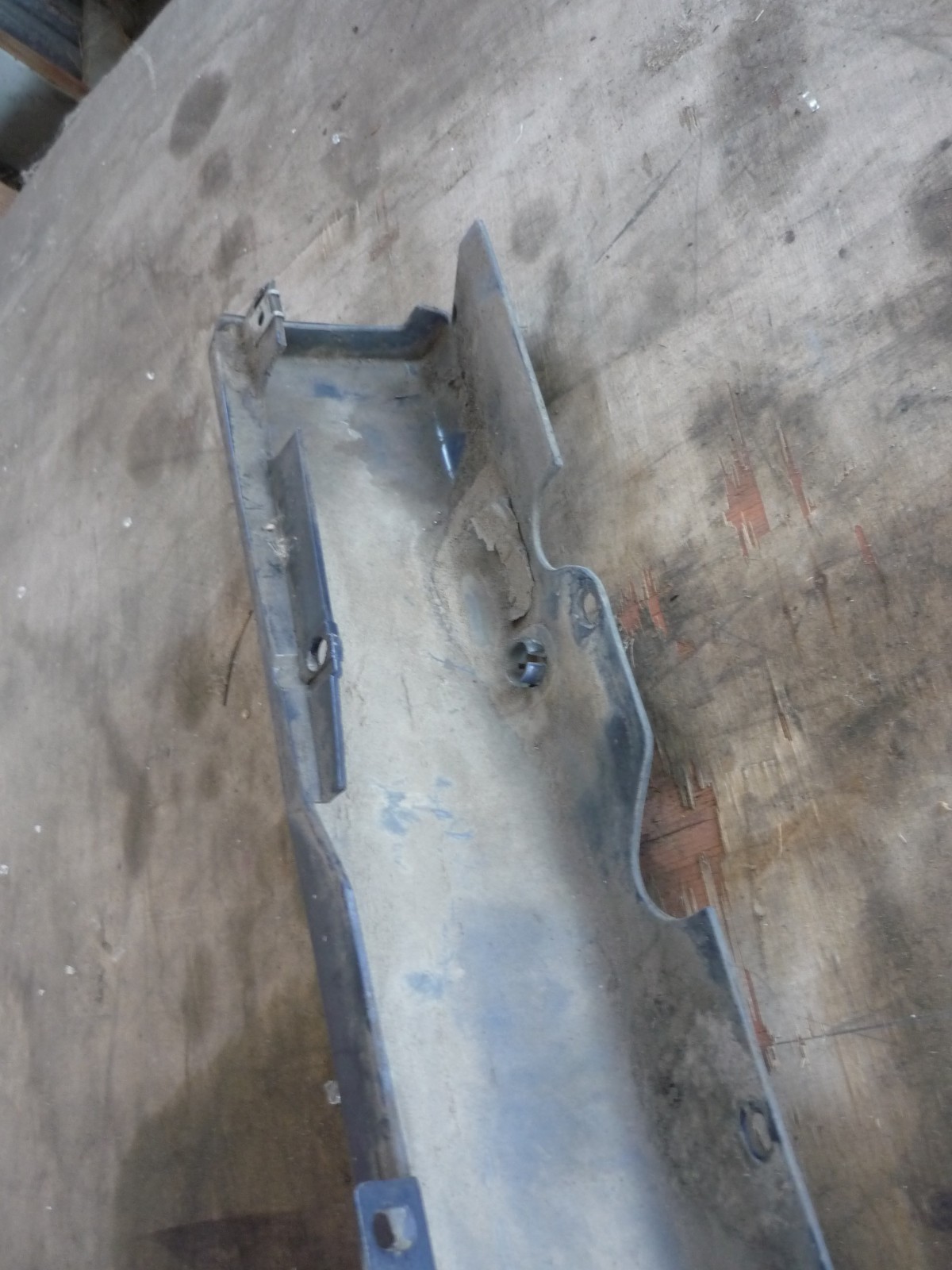Maserati 4200 Spyder - RH Rocker Panel Side Member Skirt  - Part# 980001072