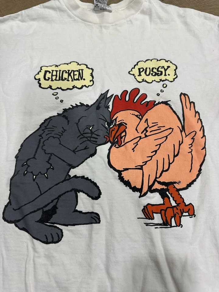 Chicken Pussy Funny Fight Men's T-shirt White Size Large Made In USA - Image 3 of 4