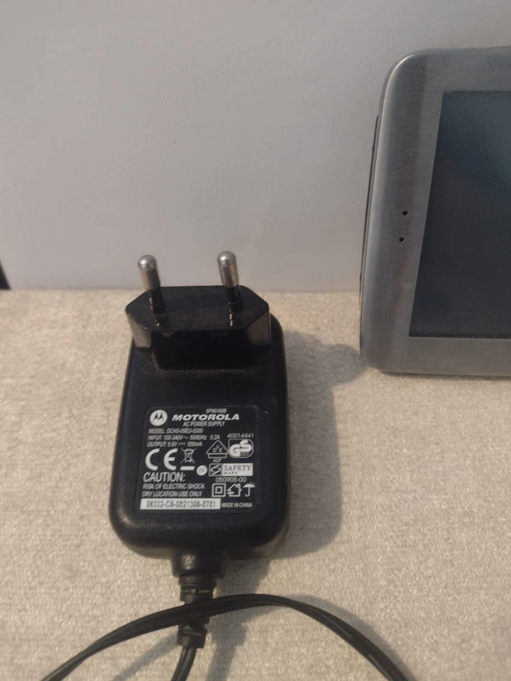 NAVIGON 8110 Navi EUROPA 40 TMC Ohne KFZ Halter USB Ladekabel ,8 Micro SD Karte. - Bild 3 von 4