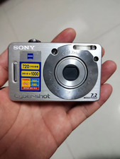 Sony Cyber-shot DSC-W70 7.2MP Digital Camera 3x optical zoom w/Battery SD Card