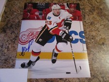ANTON BABCHUK SIGNED 8X10 MATTE PHOTO CALGARY FLAMES (B)