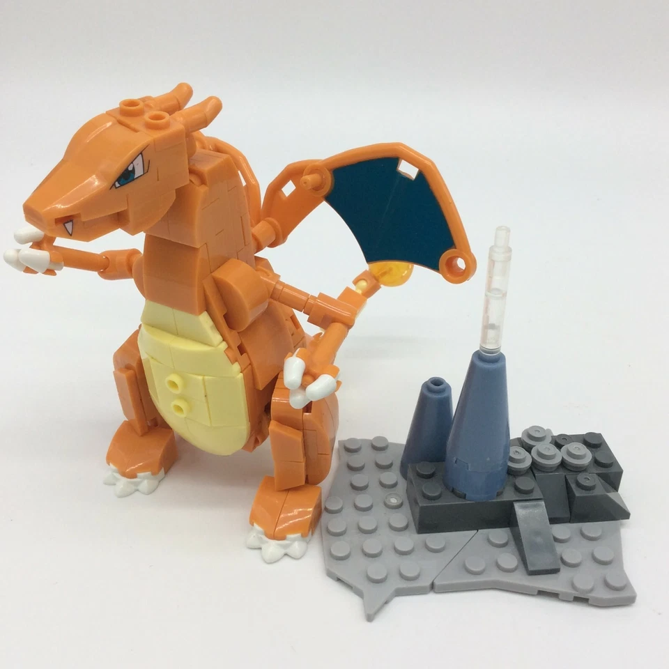 Mega Construx Pokemon Charizard - Lote de piezas incompletas Foto 4 de 4