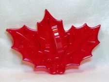 HRM Vintage Design Red Plastic Cookie Cutter - Holly w/ Berries Leaf Christmas