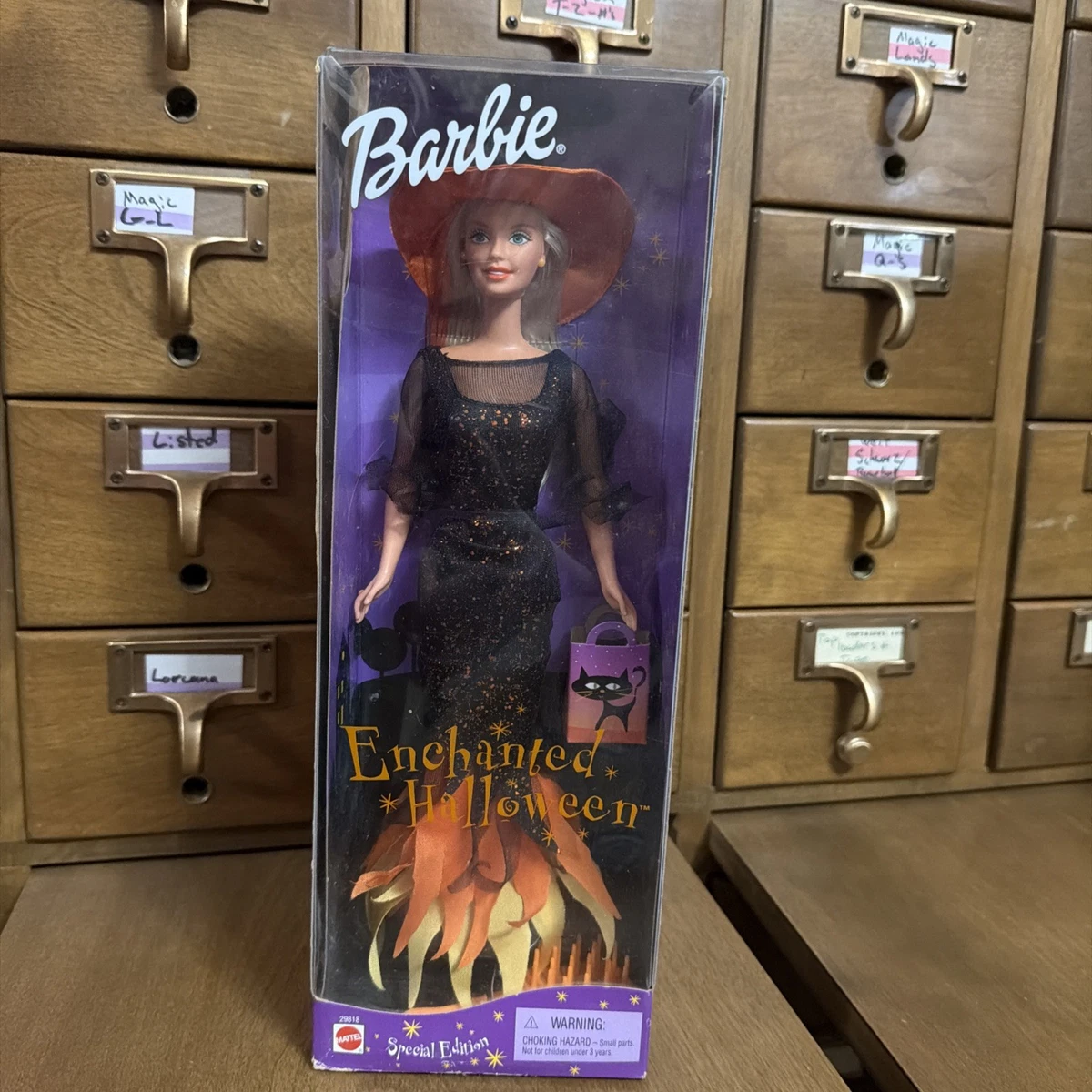 Poupée Barbie MATTEL Halloween Glow sorcière Edition Special vintage 2002 Ref 55196