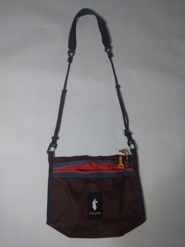 Cotopaxi Lista 2L leichte Umhängetasche One Size Kastanie