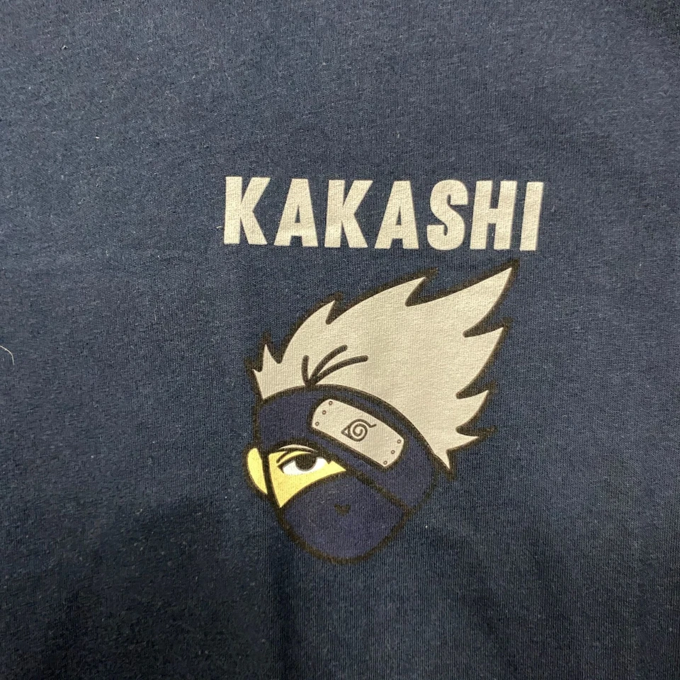 Camiseta Tokidoki x Naruto Shippuden Kakashi Icha Libro Pequeña Foto 2 de 4