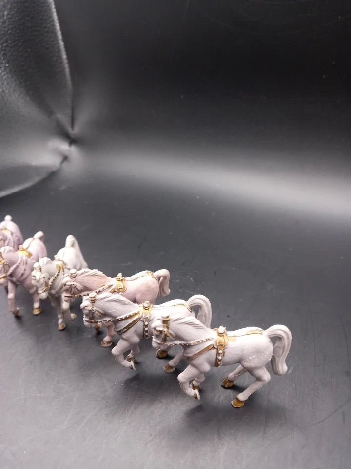 CORGI CHIPPERFIELDS CIRCUS 6 PFERDE - Bild 2 von 4