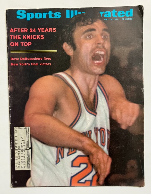 DAVE DeBUSSCHERE New York Knicks SPORTS ILLUSTRATED Magazine  May 18, 1970
