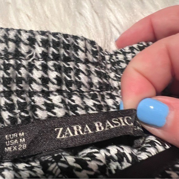 Zara Basic Women’s Size Medium Cropped Houndstoot… - image 12
