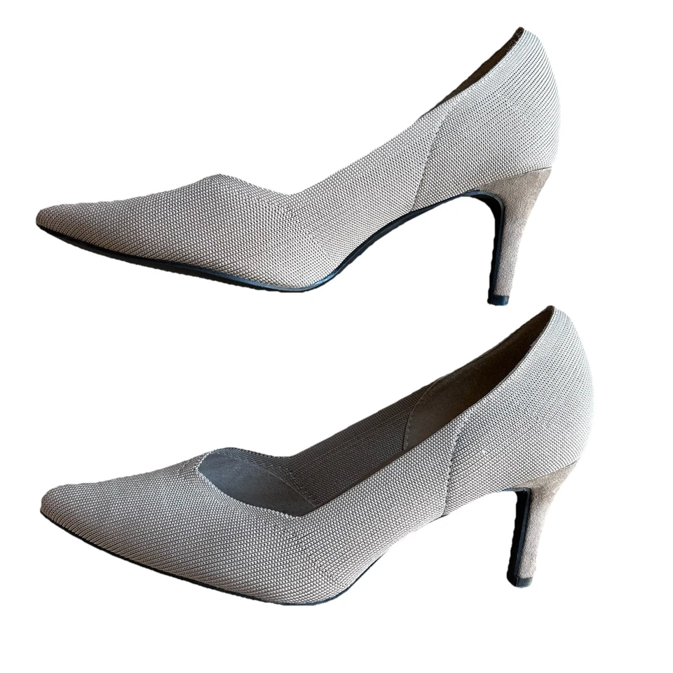 Bombas MIA Beatrix tecido e camurça como salto agulha areia escura 8,5M muito bom estado usado - Imagem 4 de 4