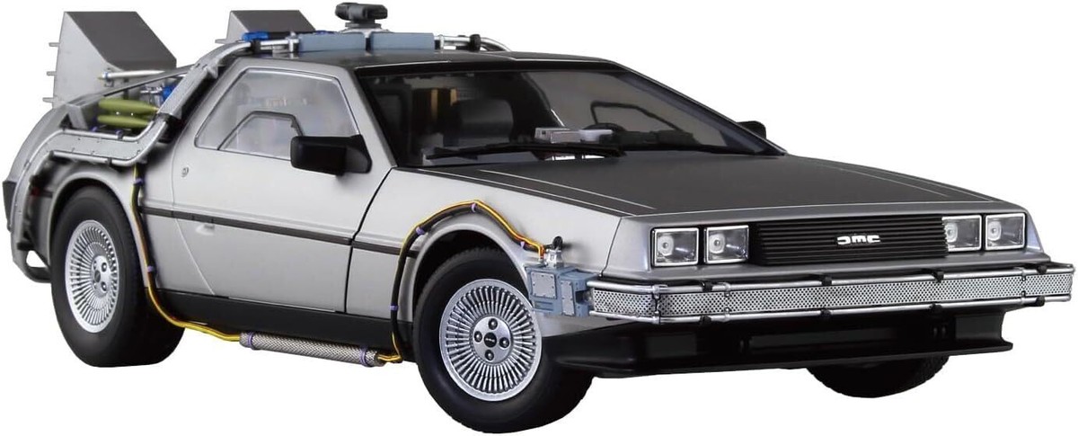 Aoshima 1/24 model kit Delorean Ritorno al Futuro PartI dal