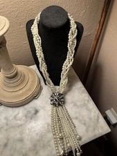 Layer Faux Pearl Necklace and Rhinestone Pendent fashion jewellery costume