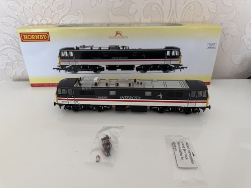 Hornby R3582 Klasse 87 87010 King Arthur InterCity DCC eingebaute Spurweite OO Lokomotive | Condition: New
