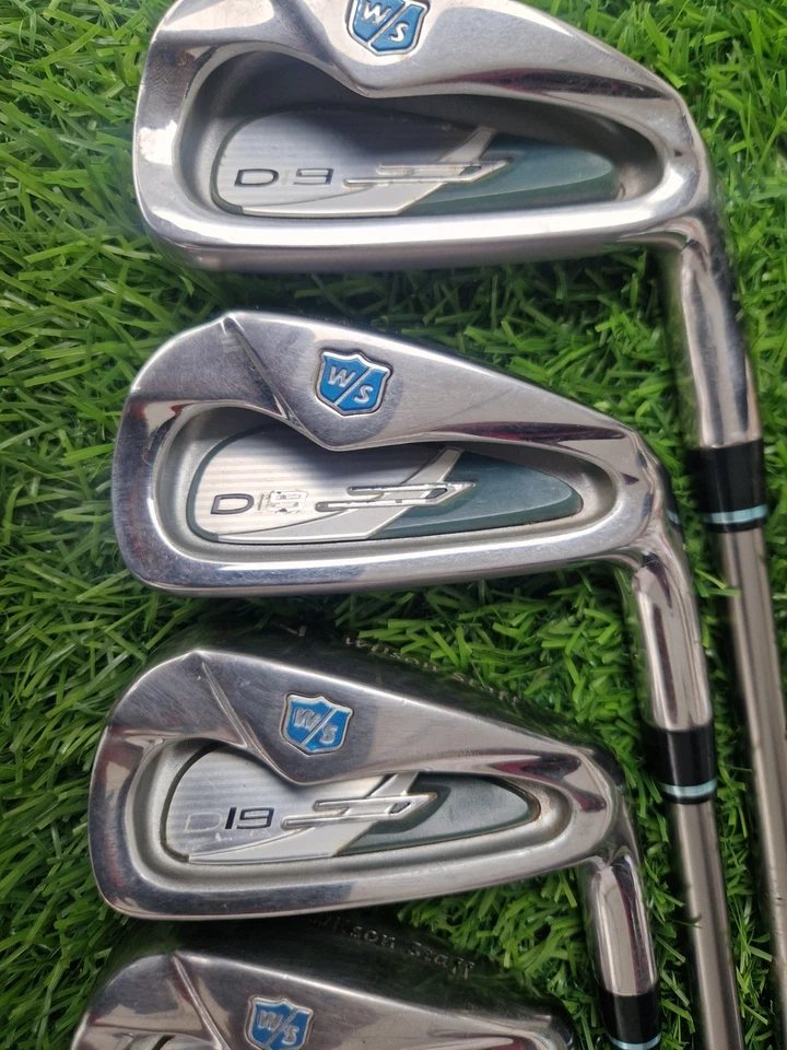 Ladies Wilson Staff Golf Club Set & Cart Bag - Ladies Flex Graphite Shafts - RH - Image 4 of 4