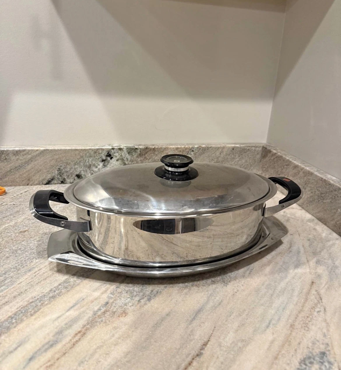 AMC PAN Roaster pan pot cookware