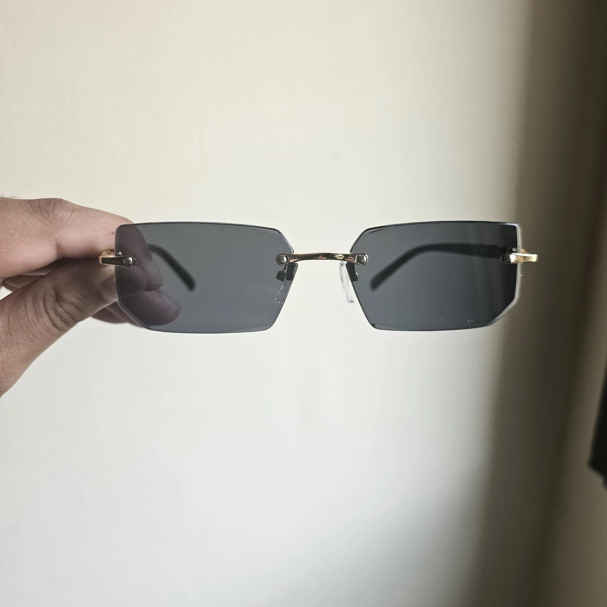 Acquista Occhiali da sole senza montatura con esagoni irregolari da donna, in metallo, vintage, sfumati, design elegante, occhiali da sole quadrati oversize UV400 in Italia a partire da 2.46