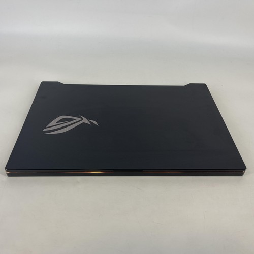 Asus ROG Zephyrus S17 GX701 17.3 FHD 2.6 GHz i7-9750H 32GB 1TB SSD RTX 2080 READ - Picture 9 of 12