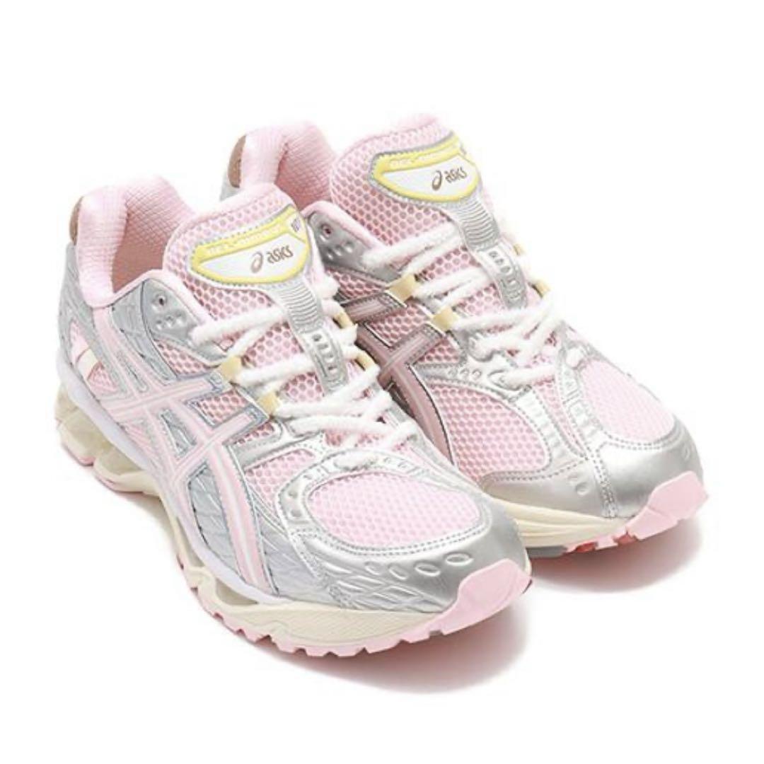 靴 VANDY THE PINK atmos Asics Gel-Nimbus VandyThePink ASICS Banana Split Pack Releases May 30, 2025