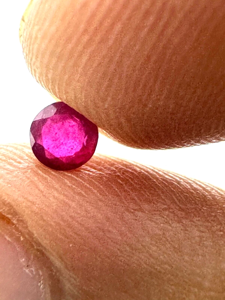 Lab Created 4mm Ruby, Exquisite Gemstone for Jewelry, Perfect Engagement Ring - Image 4 of 4