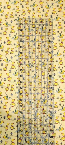 BOLT END 32 INCHES Yellow Baby Ducks Comfy Cotton Flannel Fabric - Picture 2 of 2