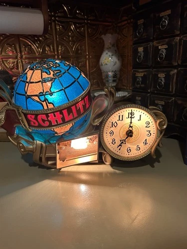 Vintage 1976 Schlitz Beer Clock Globe Grand Baroque Register Clock. Works!