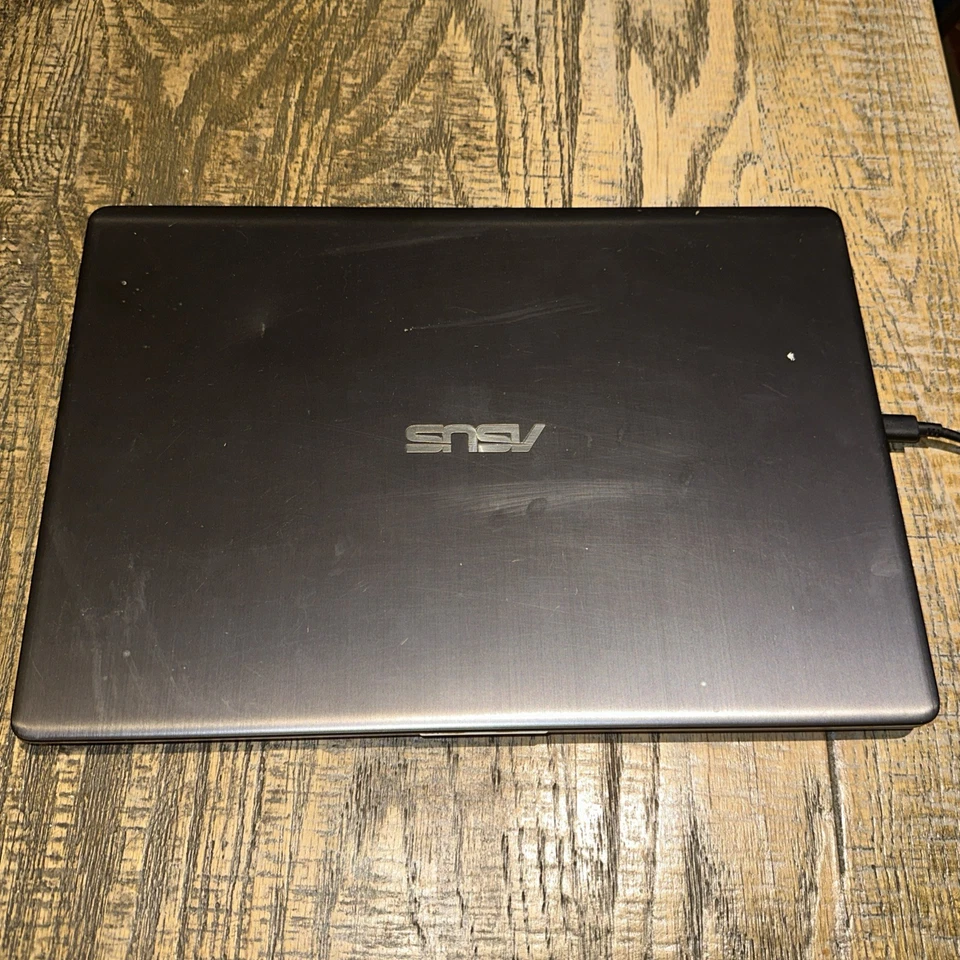 ASUS VivoBook S14 Laptop Intel Core 7 S430F - not powering up - Image 4 of 4