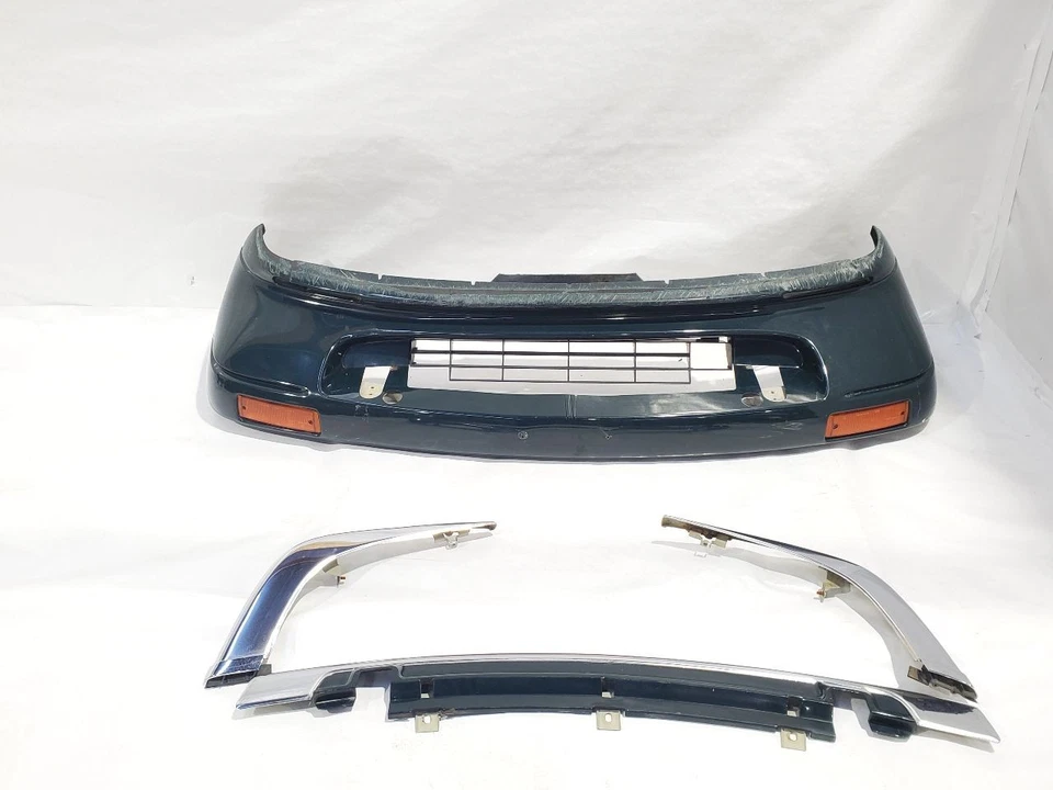 1994 1995 1996 Jaguar XJS OEM Complete Front Bumper Assembly Has Damage - Imagem 2 de 4
