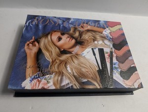 Paris Hilton Rosy Oeil de jardin & Cheek maquillage Palette Set Mascara Eyeliner Nouveau