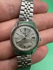 Vintage Seiko 17 Jewel Automatic Watch With Original Band/Works/Needs Crystal