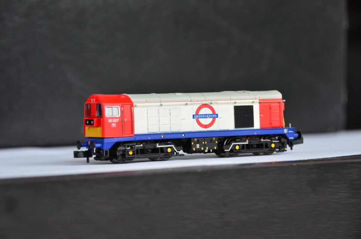 Graham Farish N Plastic Model Railroad Locomotives for sale | eBay