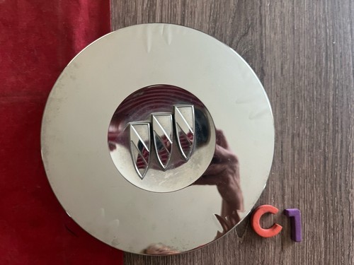 SALE #C1 (1) 1995 - 1999 BUICK Riviera CHROME CENTER CAP 9592909 9592342 - Picture 2 of 9