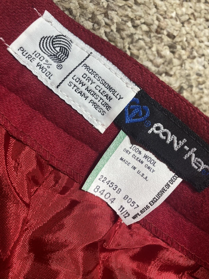 VINTAGE NEW W TAGS Women's vintage USA red wool pants LINED Size 11/12 Pant-her - Image 3 of 4