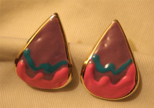 Unique Pink Violet & Teal Blue-Green Varigated Curved Goldtone PIERCED Earrings