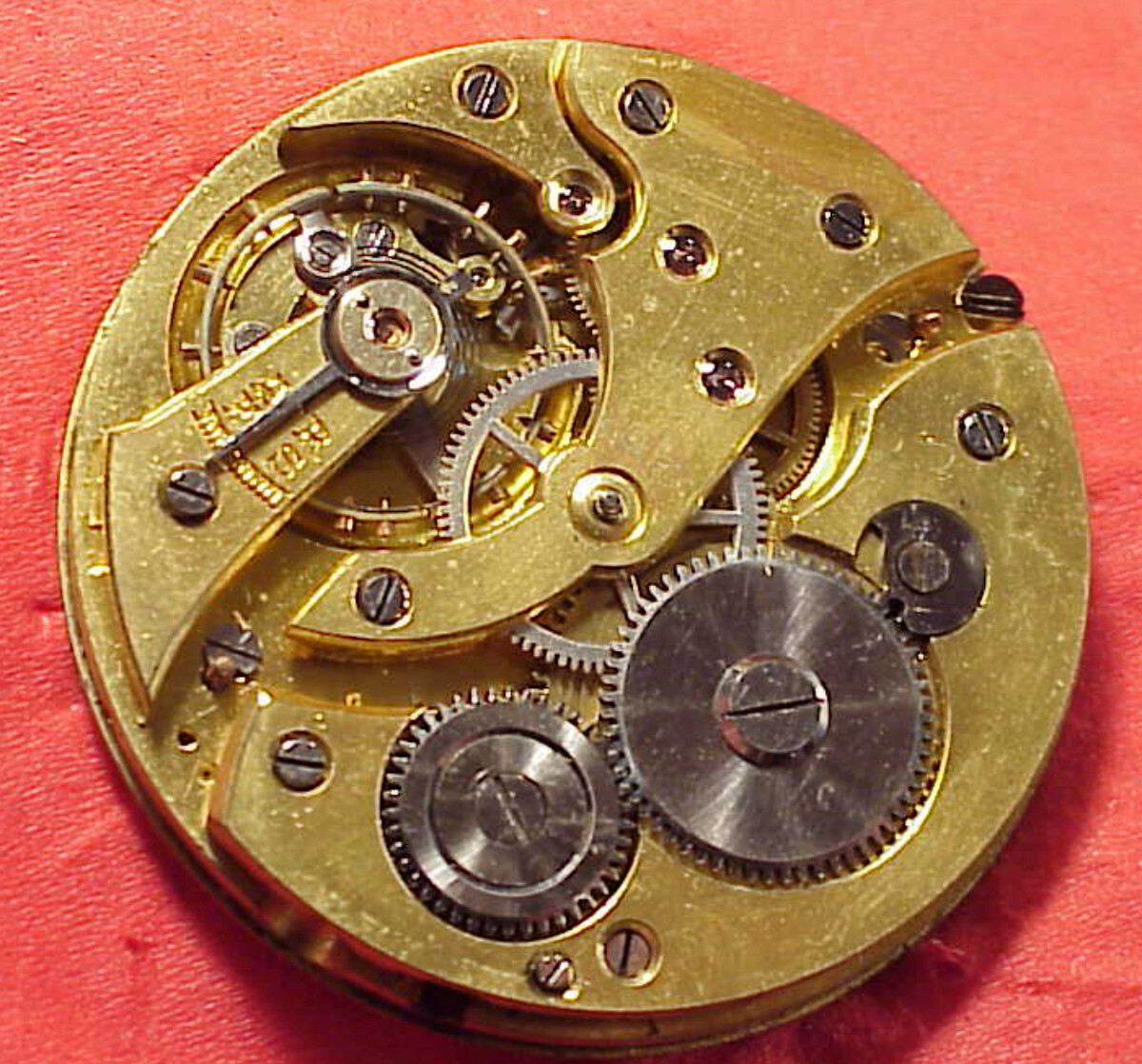 Vintage POCKET WATCH MOVEMENT 42mm OPEN FACE PIN SET AT LEFT OF THE STEM  REPAIRS