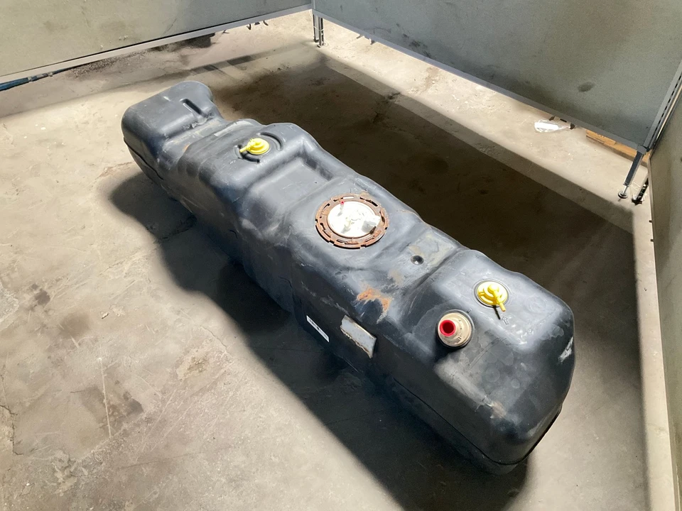 Tanque de combustible de gasolina Ford F-250 11-16 6,2 L con bomba OEM Foto 2 de 4