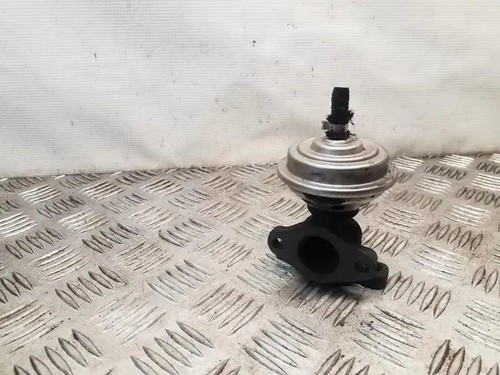 VW PASSAT Variant B5 3B6 AGR-Ventil 028131501E 1.90 Diesel 74kw 1999 25153238