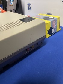 NES Console With Mario/Duck Hunt, One Controller & Zapper TESTED WORKING