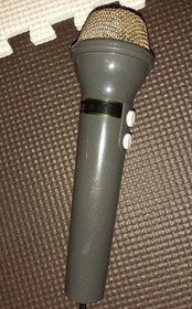 [Discontinued, Discontinued Showa Retro] Bandai Famicom Karaoke Studio