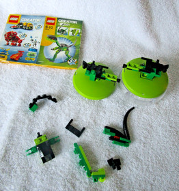 LEGO CREATOR: Dino Pod (4418) - incomplete - for parts only