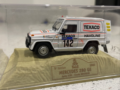 Miniature Norev 1/43 – Renault 18 Dakar 1983 (rouge/jaune/noir), Neuve