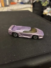 Vintage 1992 Hot Wheels Lavender Vector Avtech WX-3.                  299