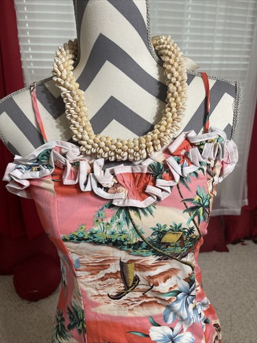 Elegant Hawaiian Dress /muumuu /made In Hawaii - 第 2/4 張圖片