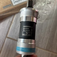 Shimano BB-UN300 Bottom Bracket 73x123mm Square Taper JIS