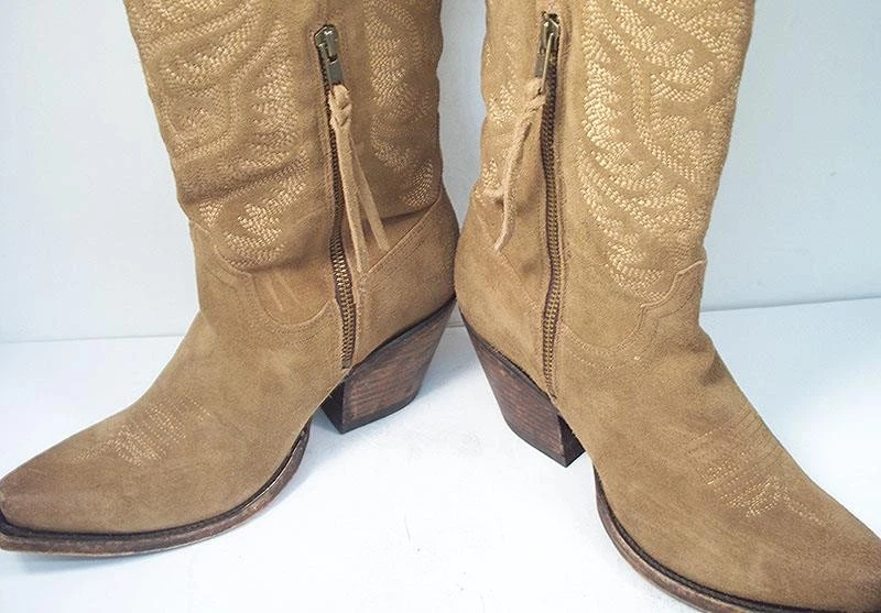 Ariat Women's 9 B Beige Laramie Stretch Fit Tall Western Boots Snip Toe - Image 3 of 4