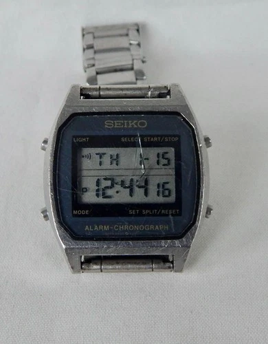 Vintage 1986 Seiko A904-5000 Quartz LCD Alarm-Chronograph watch