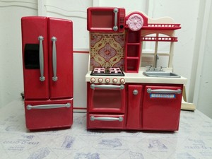 doll kitchen set game