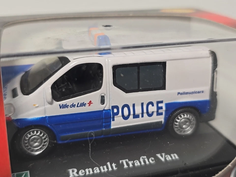 CARARAMA 1/72 RENAULT TRAFFIC VAN LILLE OO MODEL RAILWAY SCALE POLICE CAR - Image 2 of 2