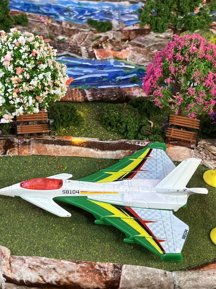 Matchbox Sky Busters 2011 Aero Flight Strike Aircraft Diecast Used EX Condition - Image 2 of 4