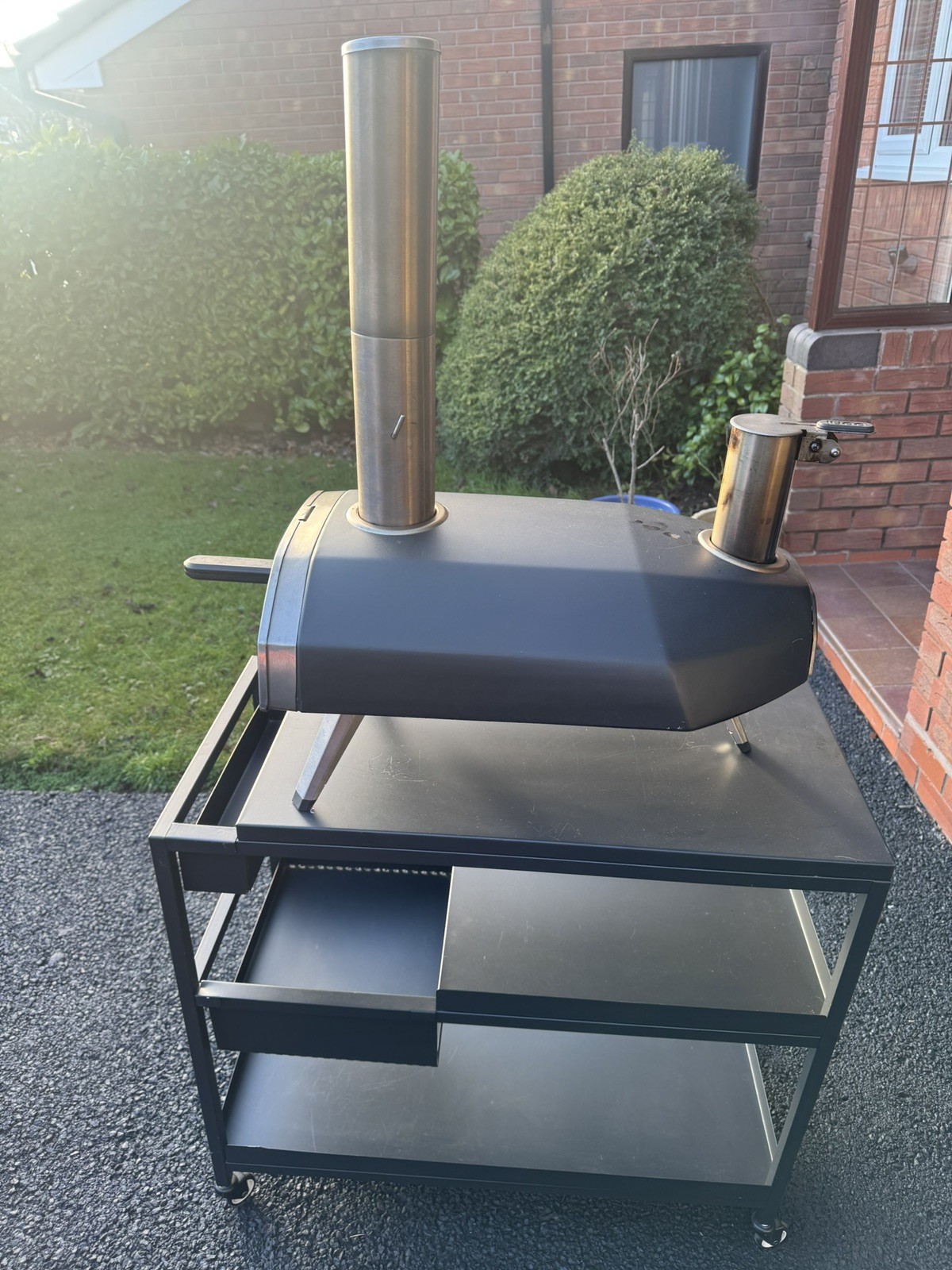 Ooni Frya 12 Wood Pellet Pizza Oven With Trolley and Carry Case